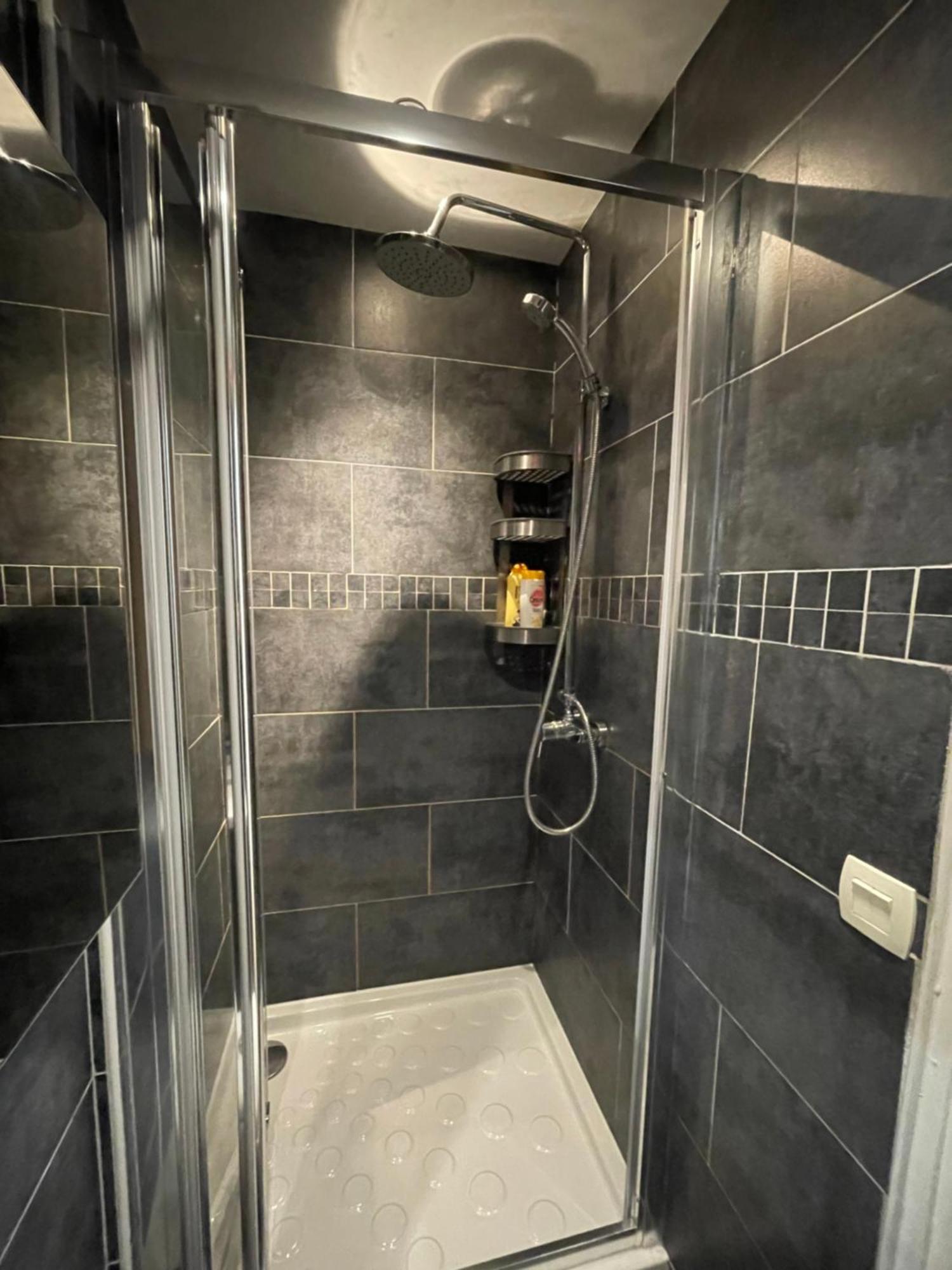 Appartement Design Proche Champs-elysees Parijs